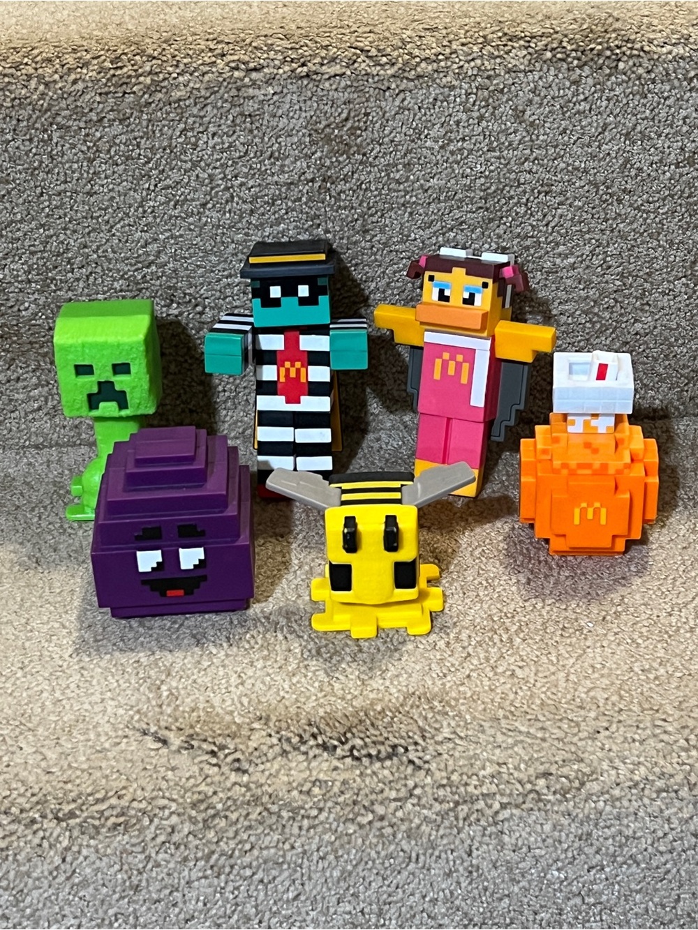 McDonald’s Minecraft Toys 2025 Adult Happy Meal Set of 6 Grimace Potion Birdie